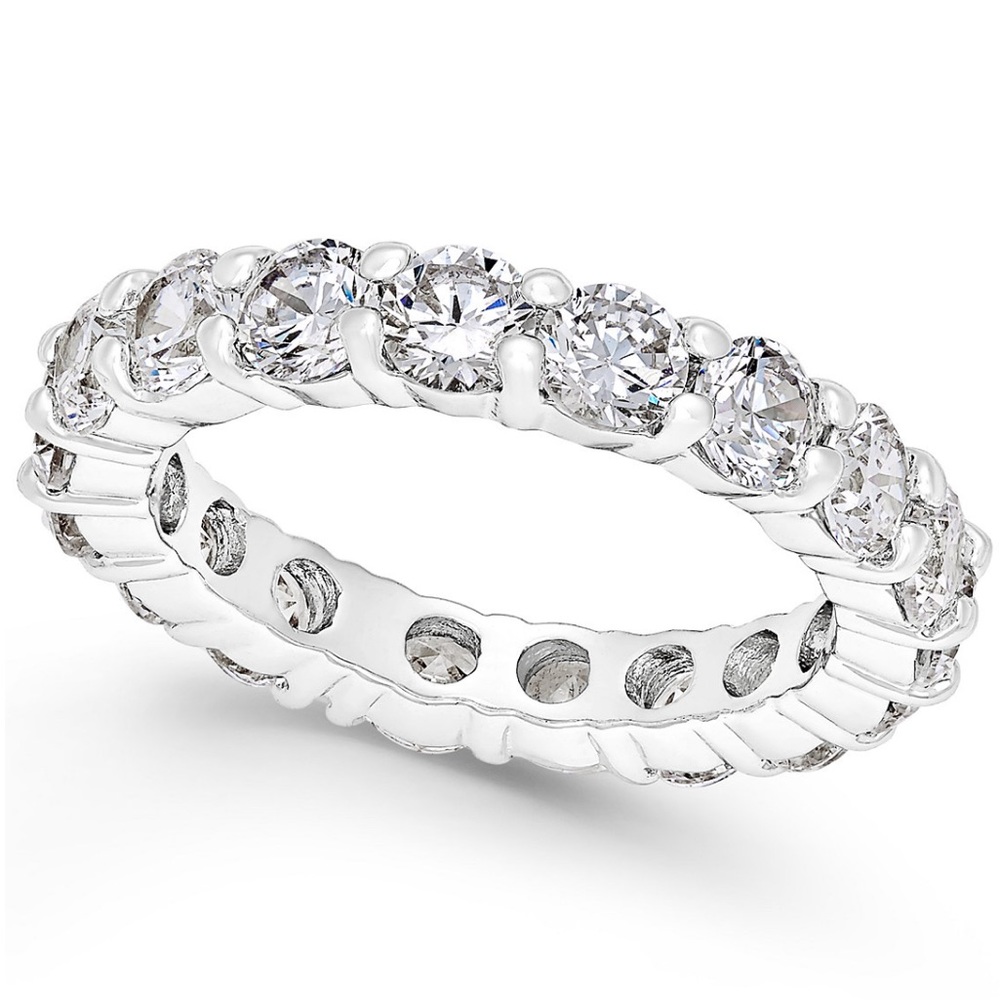NWT Cubic Zirconia Infinity Ring Band. Size 5